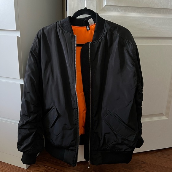 H&M Padded Bomber Jacket - Picture 3 of 3